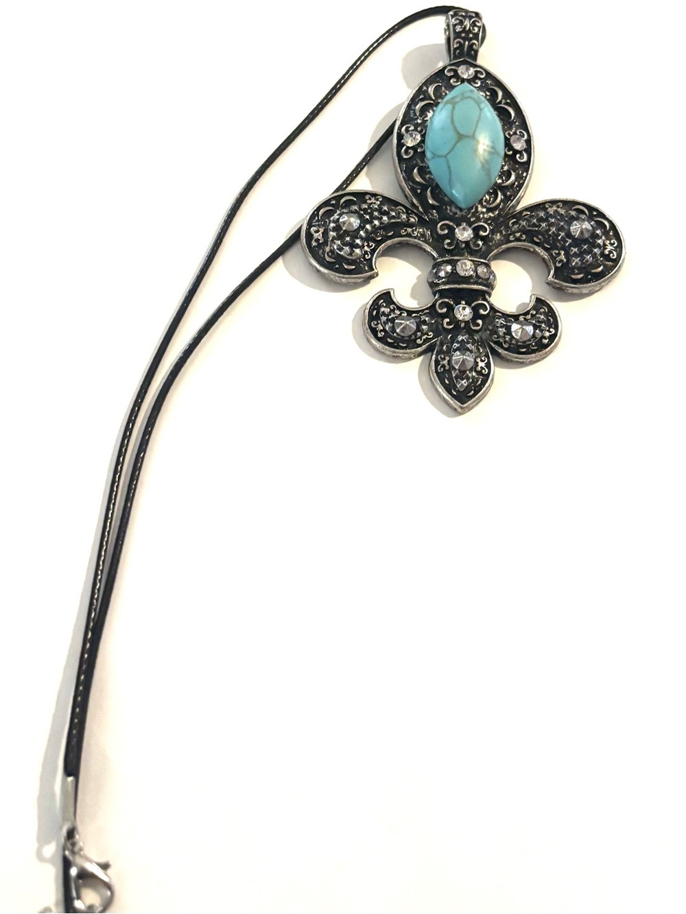 Vintage Turquoise and Black Fleur-de-Lis Necklace